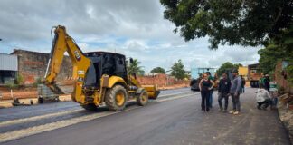 Deracre executa asfaltamento no pátio da nova sede do Samu, em Rio Branco deracre-executa-asfaltamento-no-patio-da-nova-sede-do-samu,-em-rio-branco