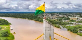 apos-dois-dias,-rio-jurua-sai-da-cota-de-transbordo-em-cruzeiro-do-sul