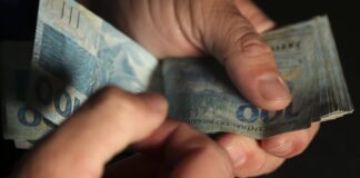 mg:-moradores-de-cidades-afetadas-pelas-chuvas-ja-podem-sacar-o-fgts