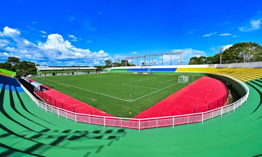 corpo-de-bombeiros-libera-laudos-do-tonicao;-galvez-e-vasco-tera-presenca-de-publico