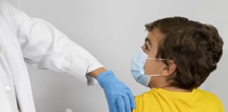 prefeitura-de-rio-branco-promove-acao-de-vacinacao-contra-meningite-neste-sabado-(28)