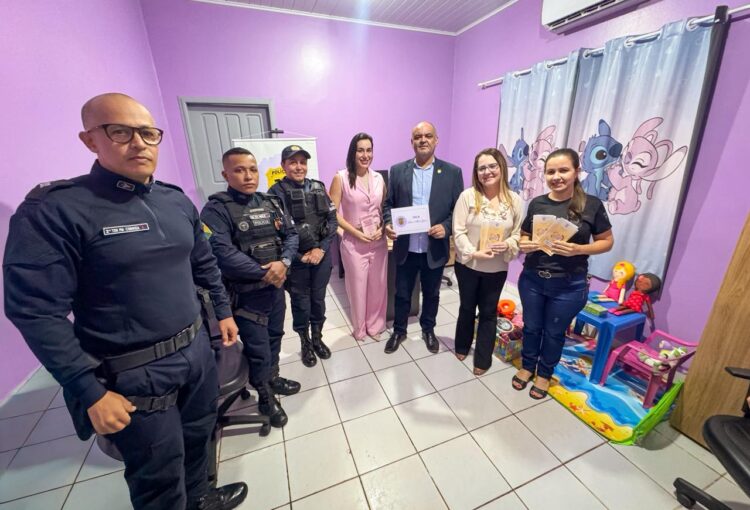 acrelandia-e-placido-de-castro-recebem-nucleos-do-bem-me-quer