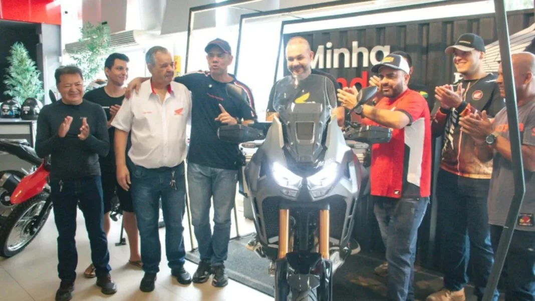 grupo-star-lanca-africa-twin-e-edicao-especial-cg-50-anos