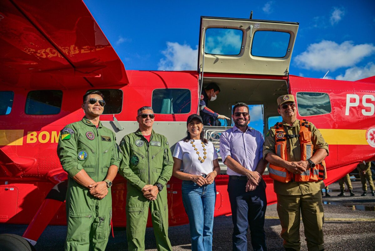 Gladson e Mailza entregam aeronave e reforçam alinhamento político no Acre – Cidade AC News Gladson e Mailza Acre entregam aeronave em Tarauacá