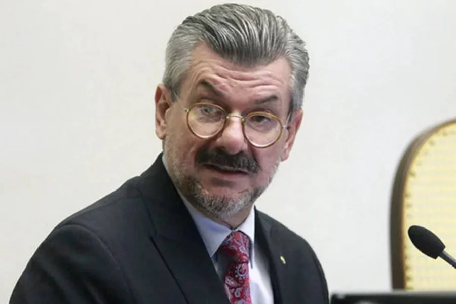 Marco Buzzi STJ é internado após mal-estar