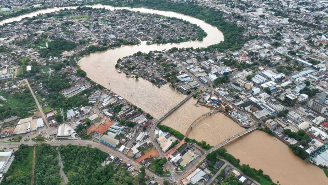Rio Acre em alerta moderado e nível elevado no Acre