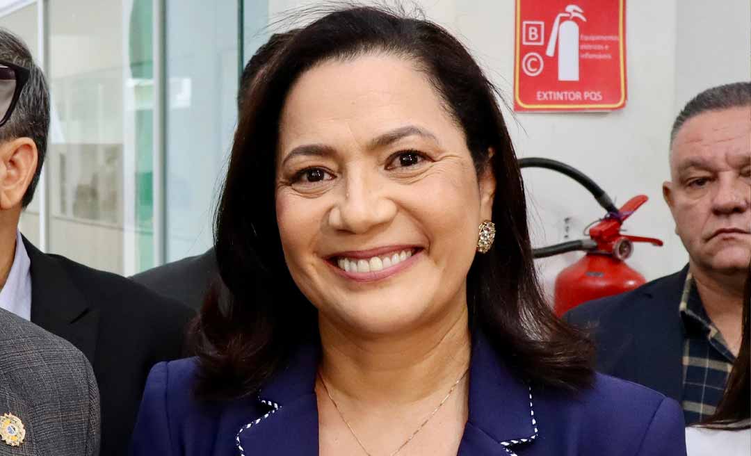 Mailza Assis durante declaração sobre PL e MDB no Acre