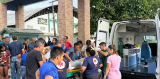 Motociclista fica com fratura exposta em acidente de trânsito no interior do Acre motociclista-fica-com-fratura-exposta-em-acidente-de-transito-no-interior-do-acre