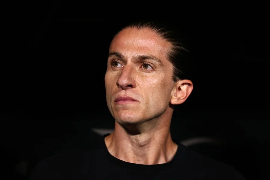 flamengo-anuncia-a-saida-do-tecnico-filipe-luis;-confira