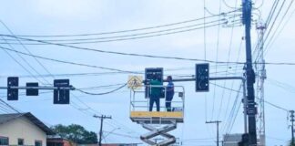 Prefeitura de Cruzeiro do Sul e Detran fazem manutenção de semáforos e ampliam vagas especiais prefeitura-de-cruzeiro-do-sul-e-detran-fazem-manutencao-de-semaforos-e-ampliam-vagas-especiais