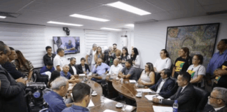 com-hospital-em-obras-ha-quase-3-anos,-moradores-cobram-conclusao-de-reforma-na-aleac