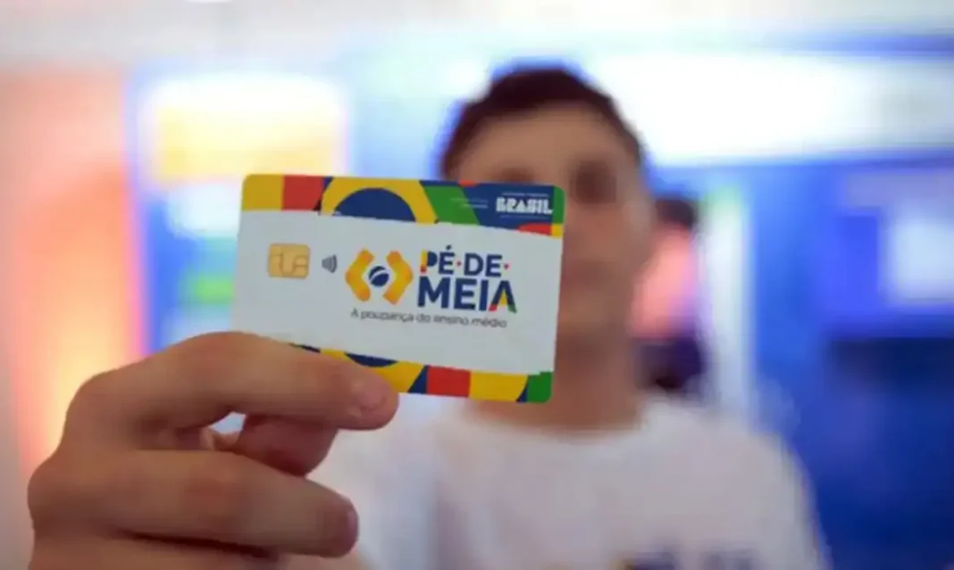 pe-de-meia-paga-incentivos-a-alunos-nascidos-em-setembro-e-outubro