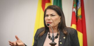 antonia-sales-denuncia-“situacao-inconcebivel”-na-saude-e-cobra-solucao-para-hospital-de-feijo-e-vagas-de-uti-infantil-no-acre