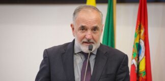 luiz-tche-celebra-recorde-de-r$-4,5-bilhoes-na-producao-do-acre-e-alerta-para-gargalos-no-armazenamento