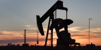 dolar-salta-a-r$-5,26,-e-bolsa-cai-3%-com-escalada-no-oriente-medio