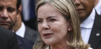 gleisi-confirma-que-deixa-secretaria-de-relacoes-institucionais-dia-31