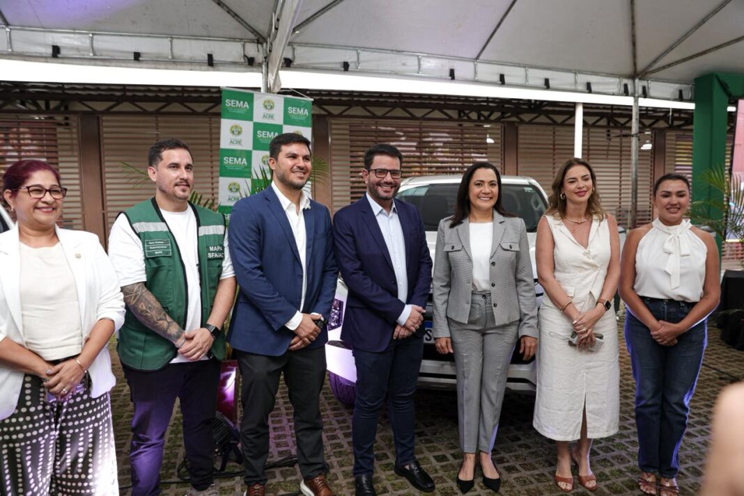 governo-do-acre-fortalece-politicas-ambientais-com-entrega-de-equipamentos-e-contratacao-de-equipe-especializada