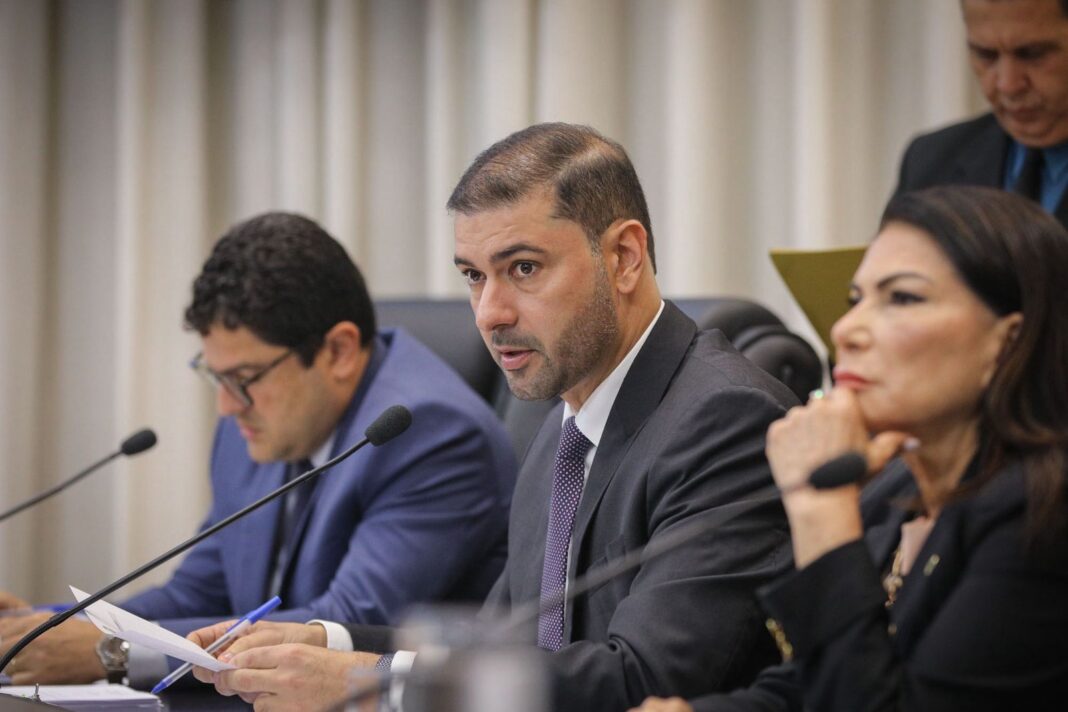 nicolau-junior-destaca-importancia-de-pl-que-garante-r$-2-milhoes-para-o-futebol-acreano-em-2026