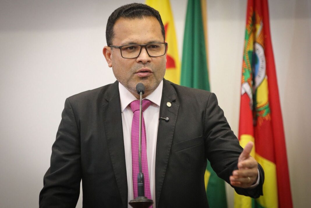 tadeu-hassem-destaca-acoes-do-deracre-e-pede-melhorias-em-ramais-de-placido-de-castro