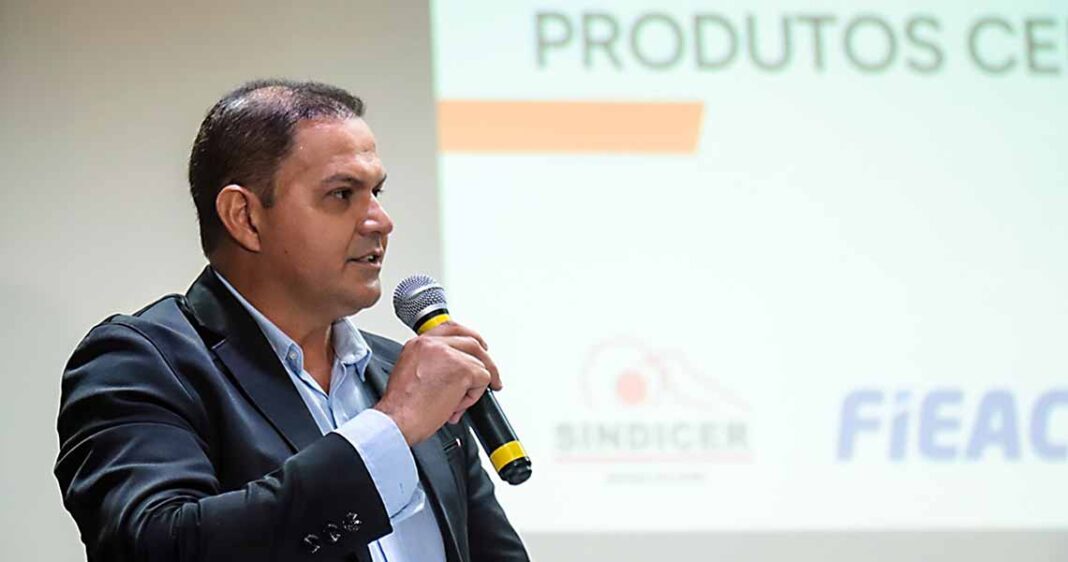 seminario-de-promocao-de-produtos-ceramicos-reune-setor-produtivo-na-fieac