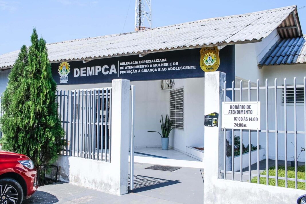 operacao-mulher-segura-cumpre-mandados-e-reforca-combate-a-violencia-domestica-em-cruzeiro-do-sul