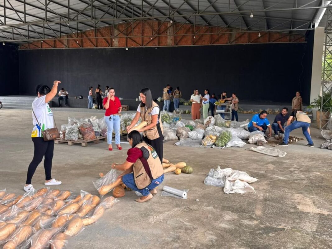 prefeitura-de-cruzeiro-do-sul-entrega-produtos-do-programa-de-aquisicao-de-alimentos-para-familias-atendidas-pelos-servicos-sociais