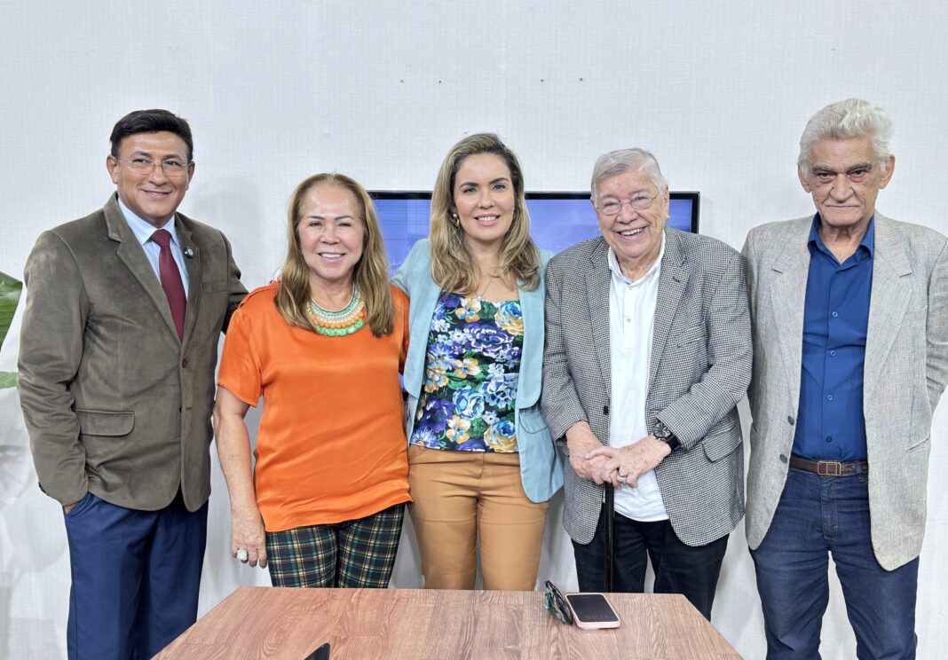 jornalista-mirla-miranda-e-a-convidada-do-tribuna-livre-desta-segunda-feira;-em-uma-sabatina-afiada-mirla-nao-foge-aos-questionamentos.-confira…