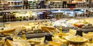 credito-e-emprego-explicam-vendas-no-comercio-em-patamar-recorde