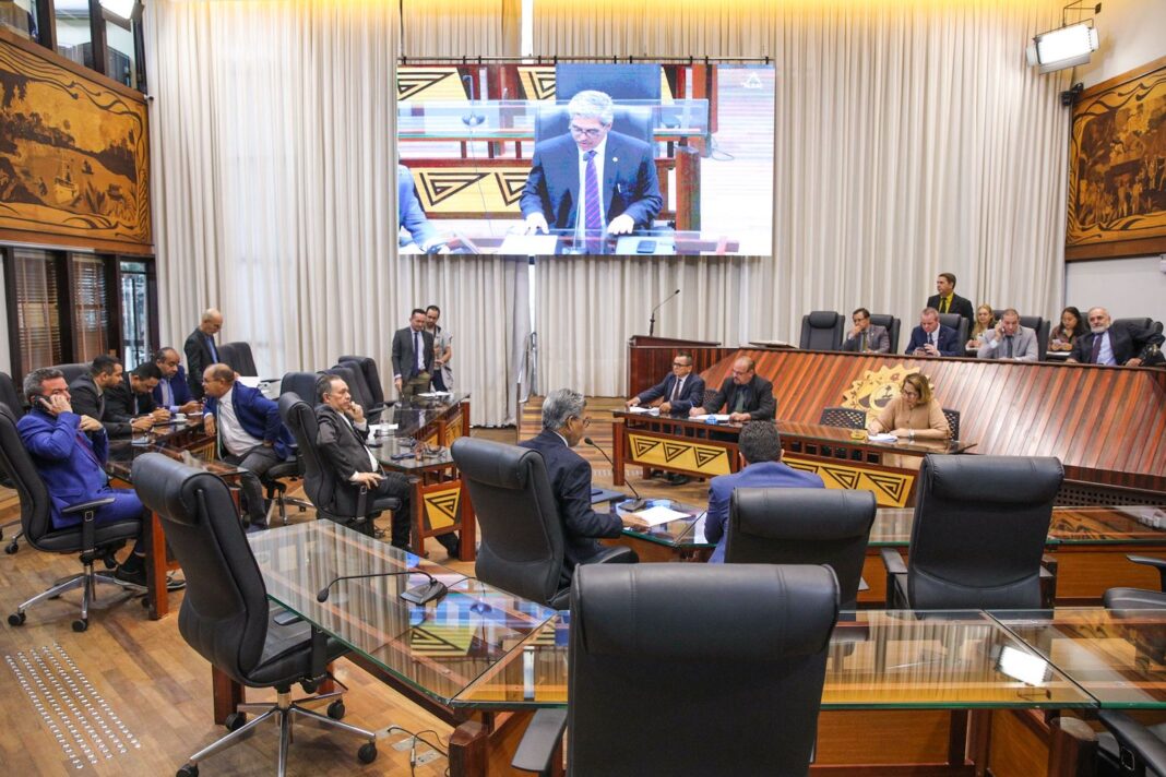 aleac-aprova-em-plenario-ajustes-no-pccr-do-detran-apos-debate-nas-comissoes