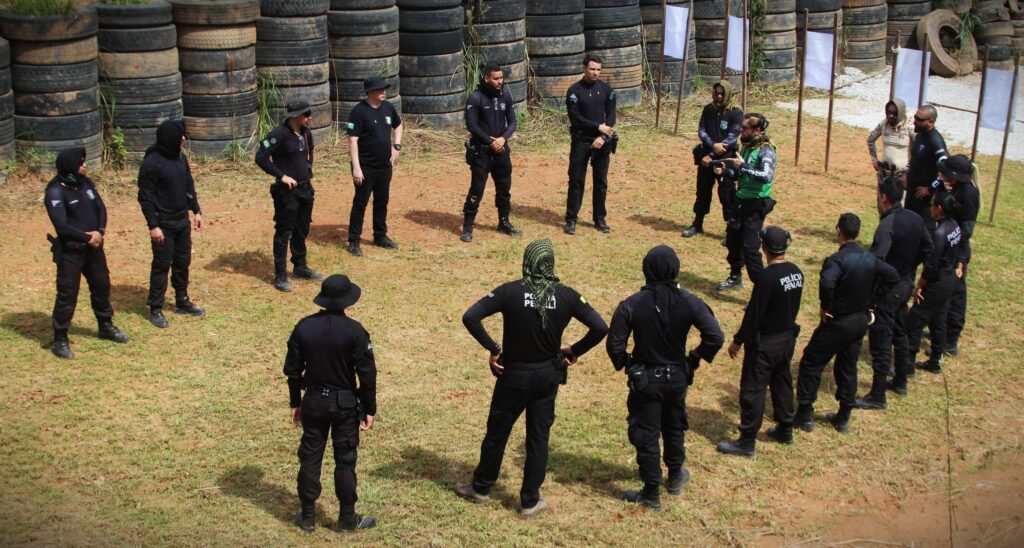 policias-penais-do-acre-participam-de-curso-de-operador-de-pistola