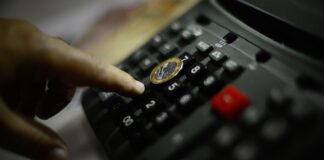 inflacao-oficial-recua-para-3,81%,-com-variacao-de-0,7%-em-fevereiro