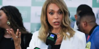 Câmara: Comissão de Direitos da Mulher elege primeira presidente trans camara:-comissao-de-direitos-da-mulher-elege-primeira-presidente-trans