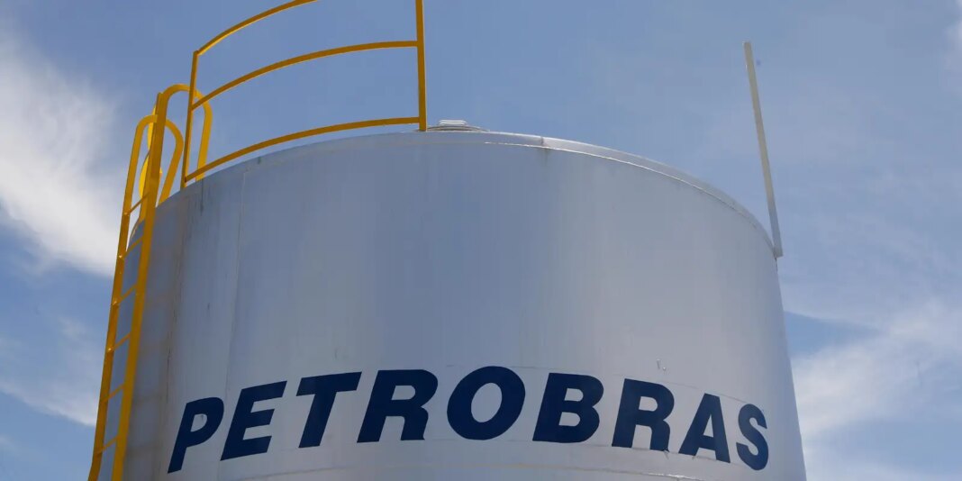 distribuidoras-pedem-mais-importacao-de-diesel-pela-petrobras