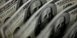 dolar-encosta-em-r$-5,25-com-agravamento-da-guerra-no-oriente-medio