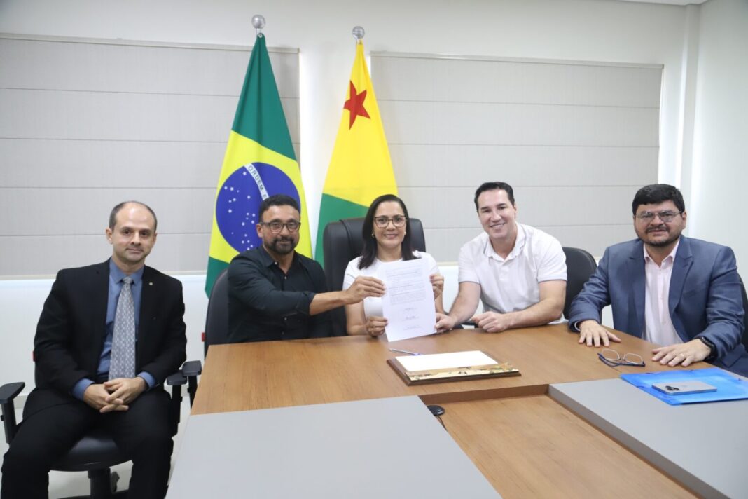 governo-do-acre-fortalece-federacao-estadual-de-futebol-com-investimento-de-r$-2-milhoes
