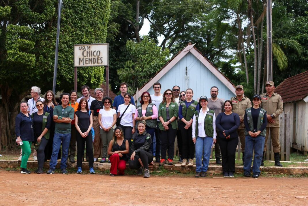 comitiva-da-uniao-europeia-visita-iniciativas-de-producao-sustentavel-e-extrativismo-no-acre