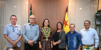 Governadora em exercício Mailza recebe Comenda Elo Social no Acre governadora-em-exercicio-mailza-recebe-comenda-elo-social-no-acre