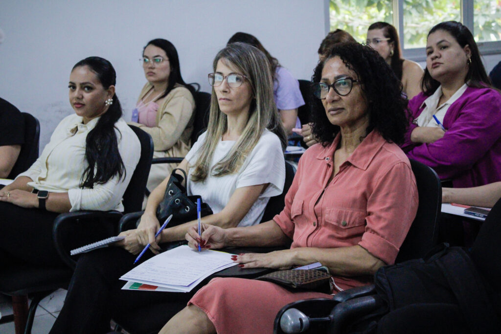 sesacre-realiza-oficina-sobre-novo-rastreamento-do-cancer-do-colo-do-utero-com-teste-de-dna-hpv