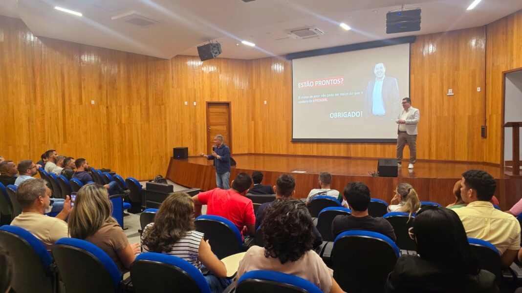 fem-promove-capacitacao-de-servidores-com-especialista-em-licitacoes-com-uso-da-inteligencia-artificial