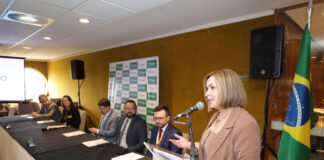 socorro-neri-lidera-debate-em-brasilia-sobre-uso-do-enamed-como-exame-de-proficiencia-para-medicos