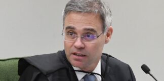 mendonca-diz-que-juiz-nao-e-estrela-e-deve-assumir-responsabilidades