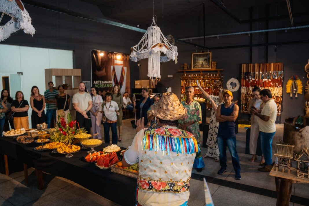 artesaos-acreanos-sao-homenageados-em-cafe-da-manha-na-casa-do-artesanato,-em-rio-branco