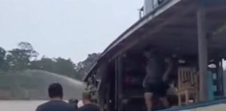 equipe-do-saude-itinerante-ajuda-a-resgatar-barco-que-naufragou-no-rio-iaco