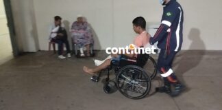 colisao-entre-moto-e-carro-deixa-casal-ferido-em-rio-branco