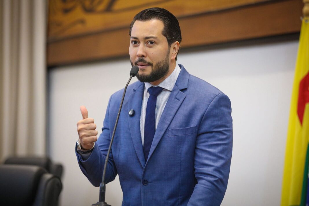 emerson-jarude-destaca-maior-copa-acre-de-futsal-da-historia-e-cobra-politicas-efetivas-para-autismo-no-acre