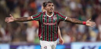 flu-bate-corinthians-no-maracana-e-assume-vice-lideranca-do-brasileiro