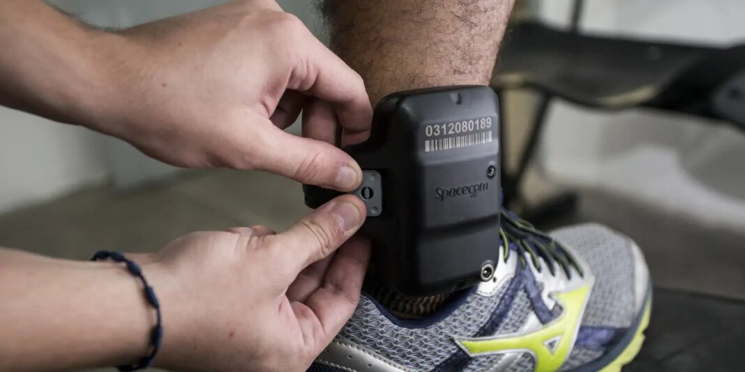 pm-relata-ao-stf-troca-do-carregador-da-tornozeleira-de-bolsonaro