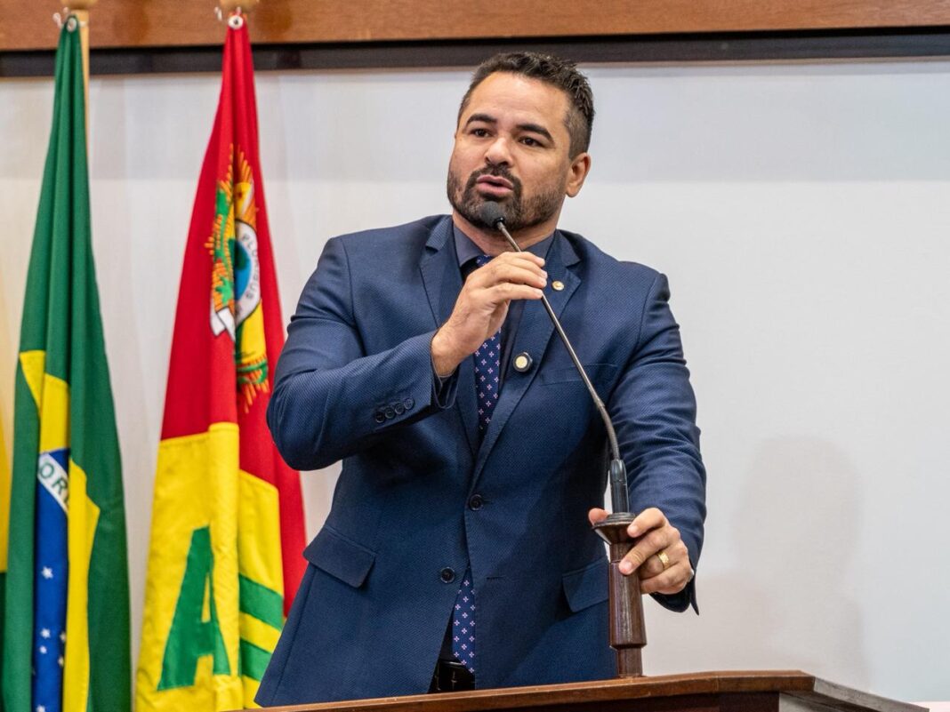 arlenilson-cunha-defende-valorizacao-dos-servidores-publicos-e-cobra-envio-de-proposta-do-governo