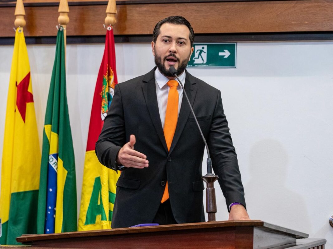 emerson-jarude-cobra-envio-imediato-de-projeto-e-defende-transparencia-para-servidores