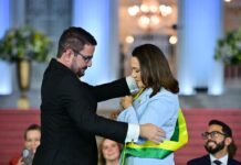 gladson-cameli-transmite-governo-do-acre-para-mailza-assis,-que-define-saude,-emprego-e-seguranca-como-prioridades:-“um-tempo-de-trabalho,-uniao-e-avanco”